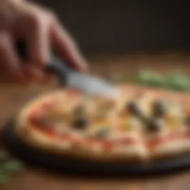 Versatile pizza cutter for precise slices